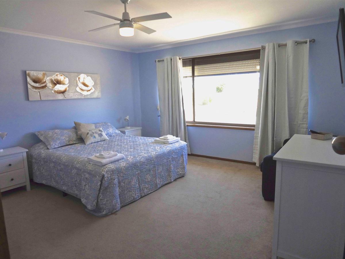 Salty Air Apartments Kingscote Kangaroo Island Exteriör bild